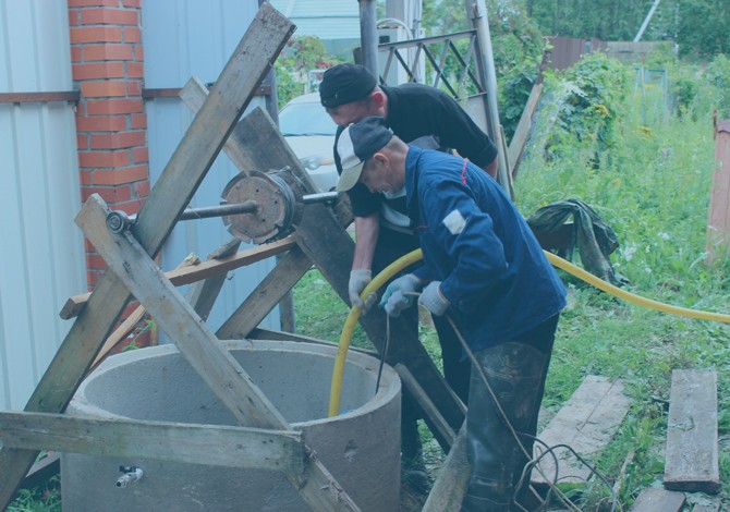 Чистка колодца в Серебряно-Прудском районе от 5000 руб.